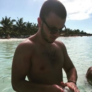 Meet your Posher, George